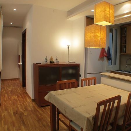 Barcelona4Seasons - Miro Apartment ภายนอก รูปภาพ
